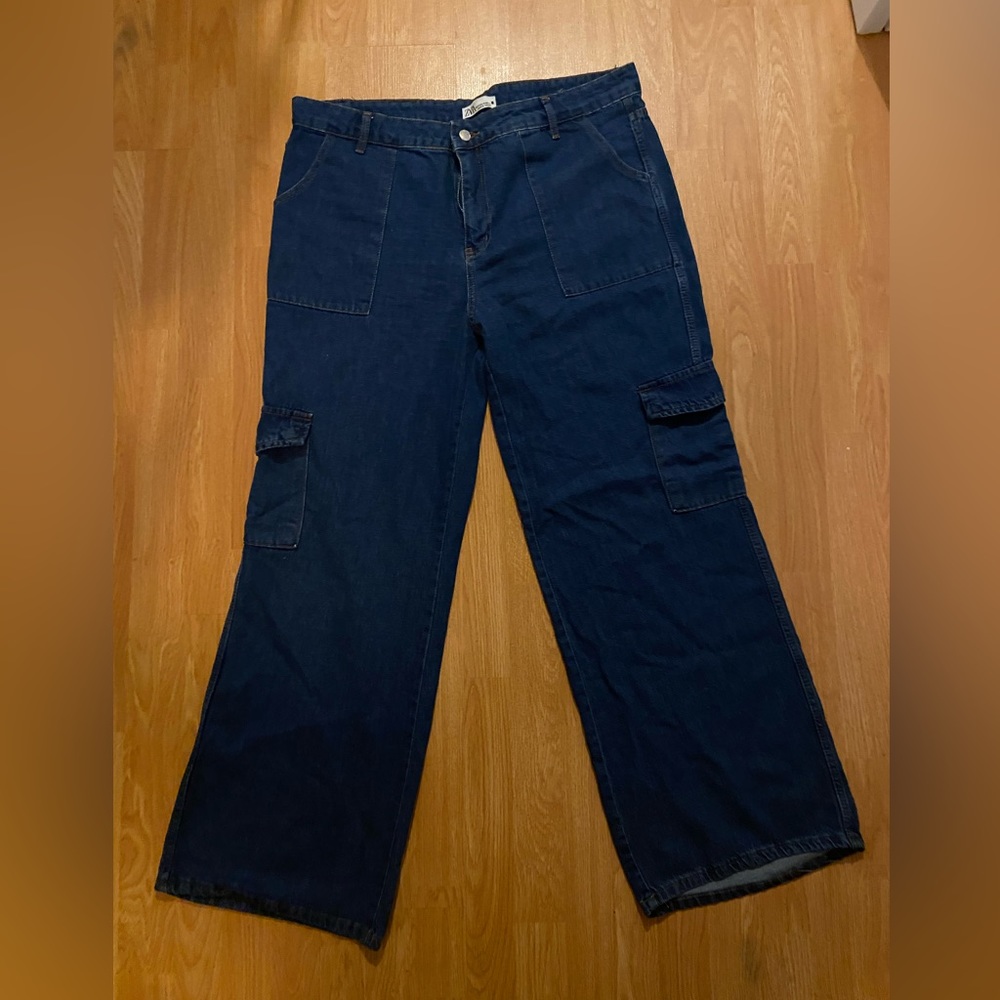 Jeans - Picture 3 of 3